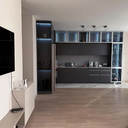 Apartment 2-nd Floor Family *